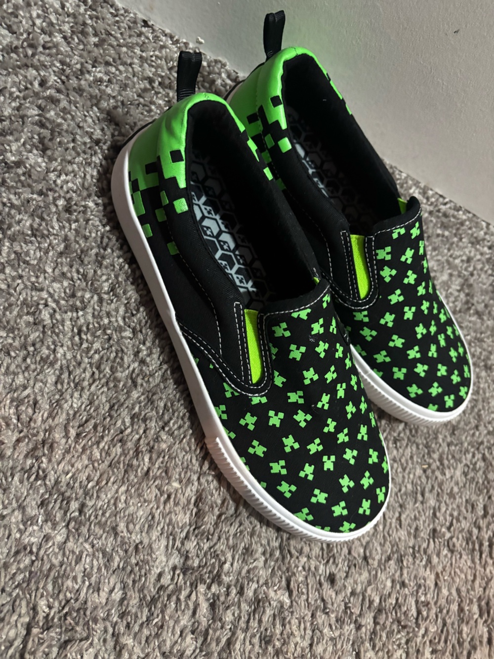NWOT Kids Minecraft Slip-On Sneakers in Black with Neon Green Pattern